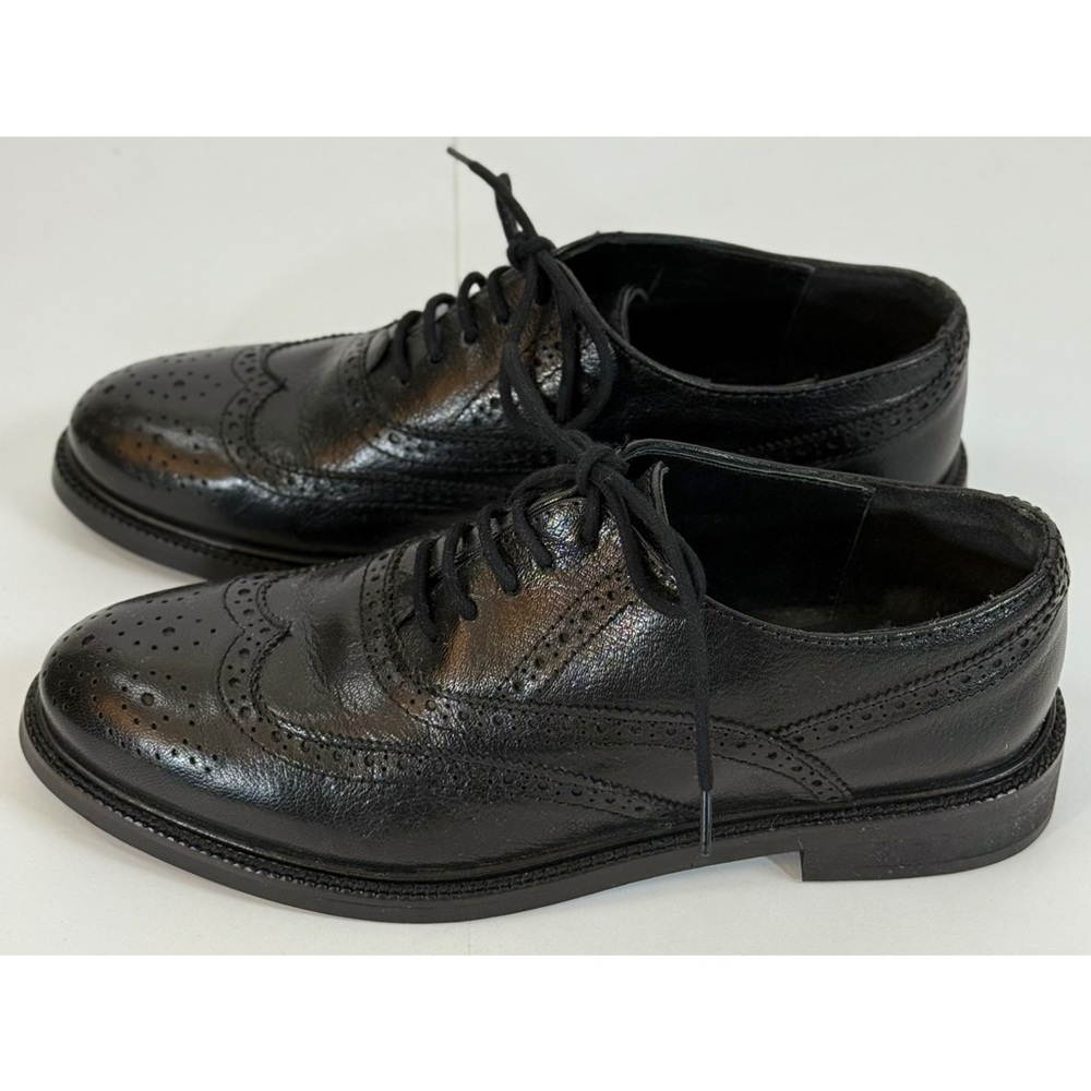 Jeffrey Campbell Women's Moyra Black Leather Lace Up Wingtip Oxford, size 8